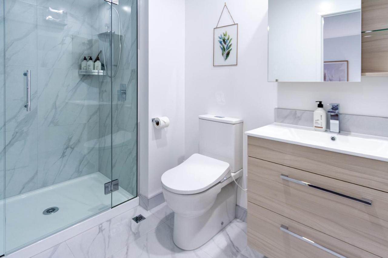 Modern City Living By Latimer Square, Cathedral Appartement Christchurch Buitenkant foto
